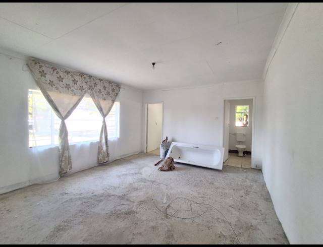 21,410M² FARM FOR SALE IN ROSASHOF